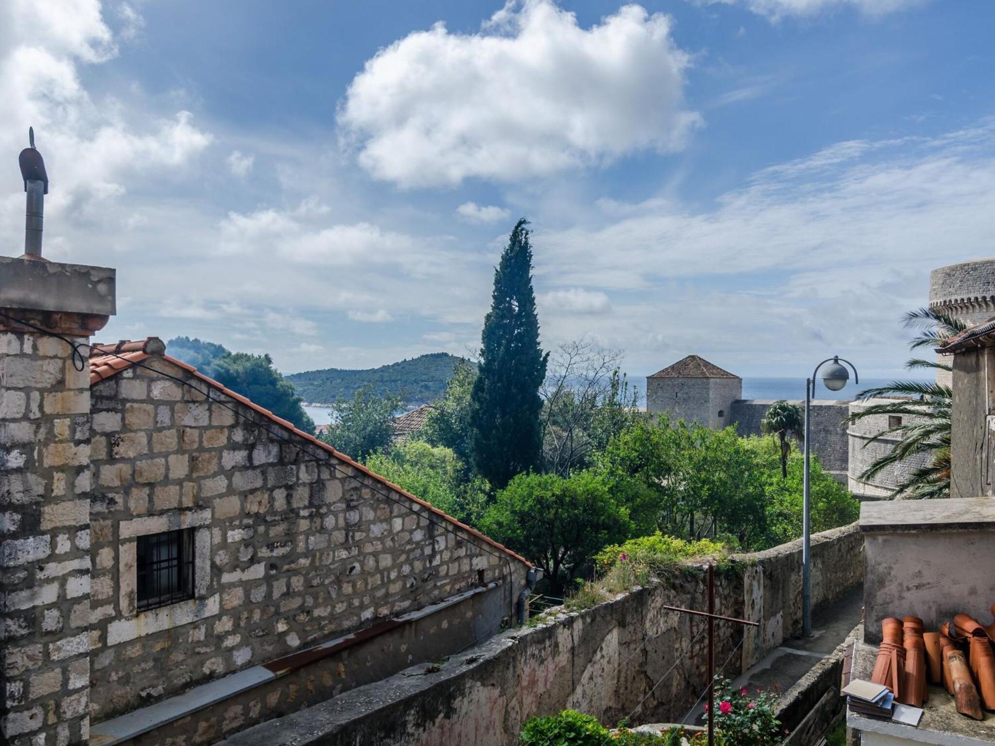 Apartments Aurelia - Duplex One-Bedroom Apartment With Sea View Dubrovnik Bagian luar foto